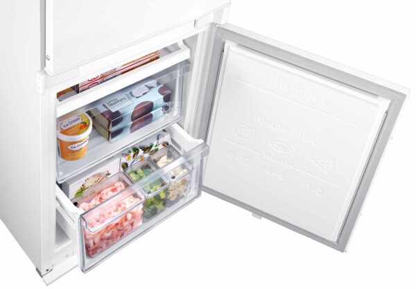 Samsung BRB30600FWW/EF F1RST™ Plus 1.94m Total No Frost 298L Built-In Fridge-Freezer - Image 4