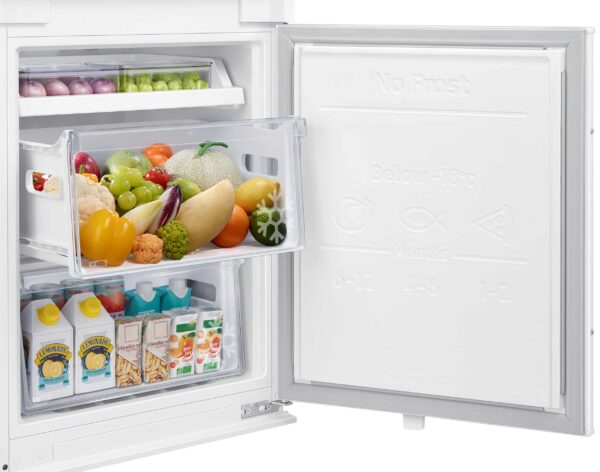 Samsung BRB30600FWW/EF F1RST™ Plus 1.94m Total No Frost 298L Built-In Fridge-Freezer - Image 6