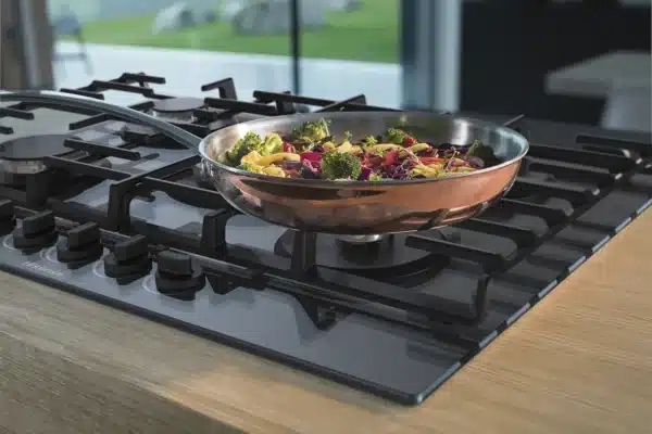 Hisense GG773B Glass Top Gas Hob - Image 4