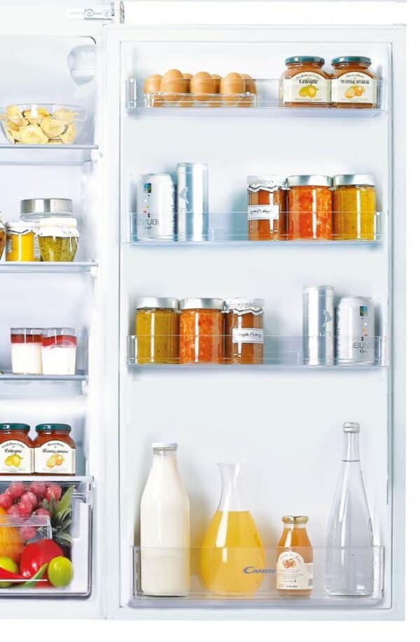 Candy CFBD2450/2E 1.44m Class F 220L Built-In Fridge-Freezer - Image 4