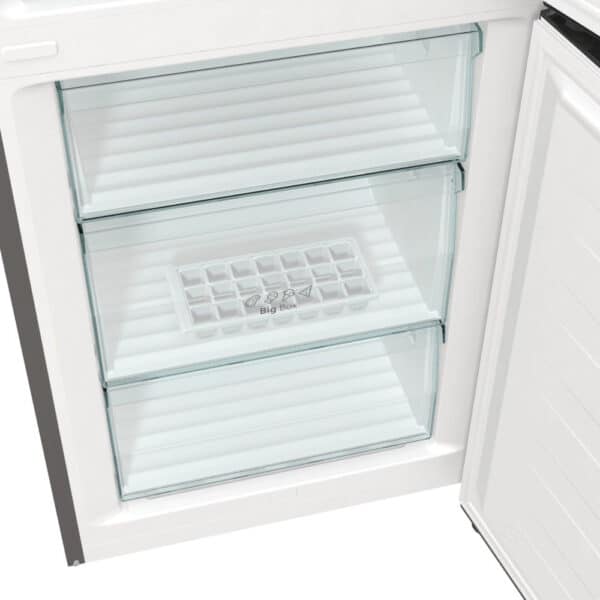 Hisense RB434N4AC21 Free Standing Fridge-Freezer - Image 4