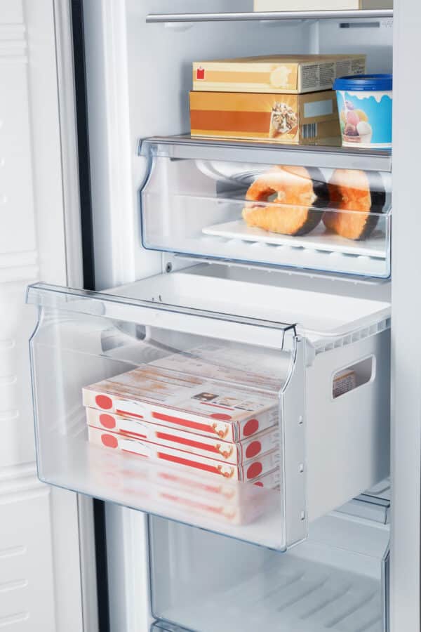 Hisense FV354N4BIE 260L Free Standing Upright Freezer - Image 6
