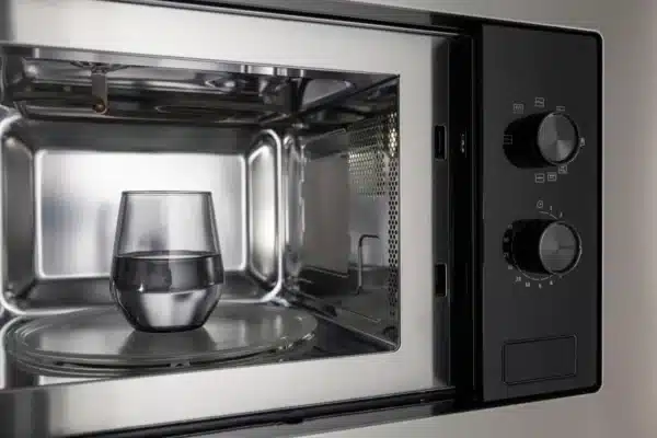 Hisense BIM320G11X 20L Built-In Microwave Oven with Grill - Image 5